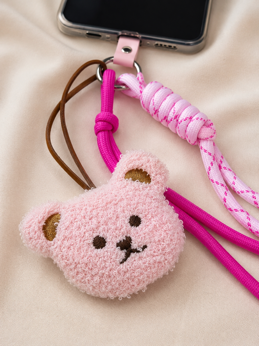 Teddy Handyanhänger | Süßer Bär Schlüsselanhänger | Bag Charm | Kawaii Phone Charm I Geschenkidee